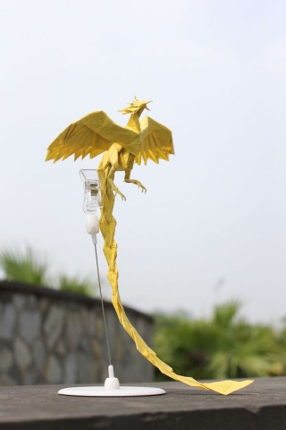 Illustration for article titled Papercraft Genius Creates Origami Dragons, Grim Reaper, and More